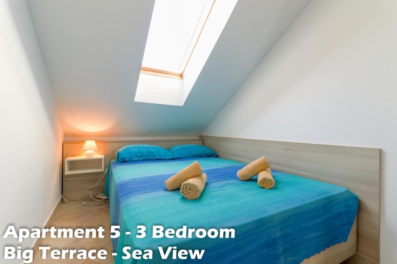 Art Apartments Vrsar Luaran gambar