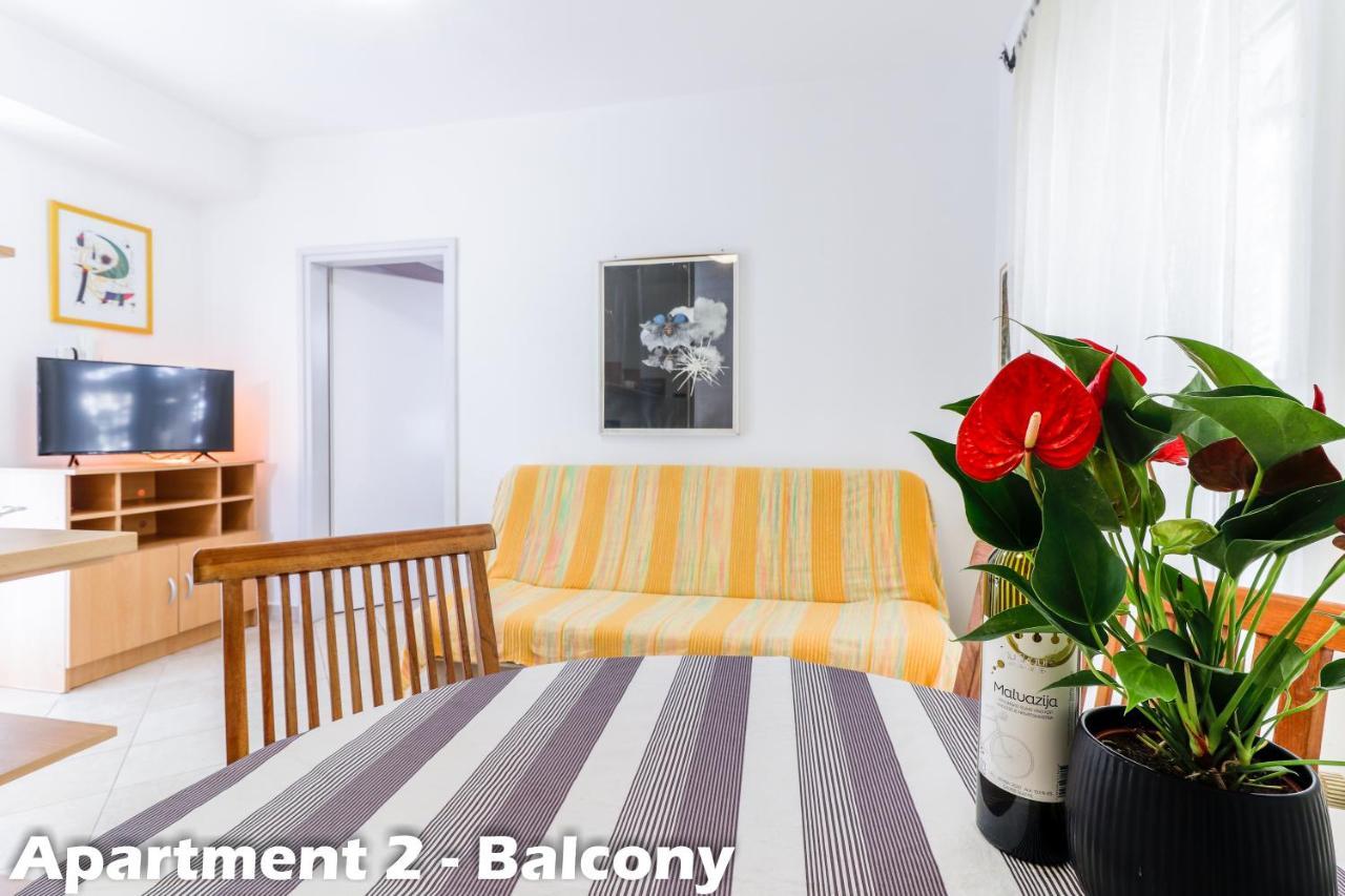 Art Apartments Vrsar Luaran gambar