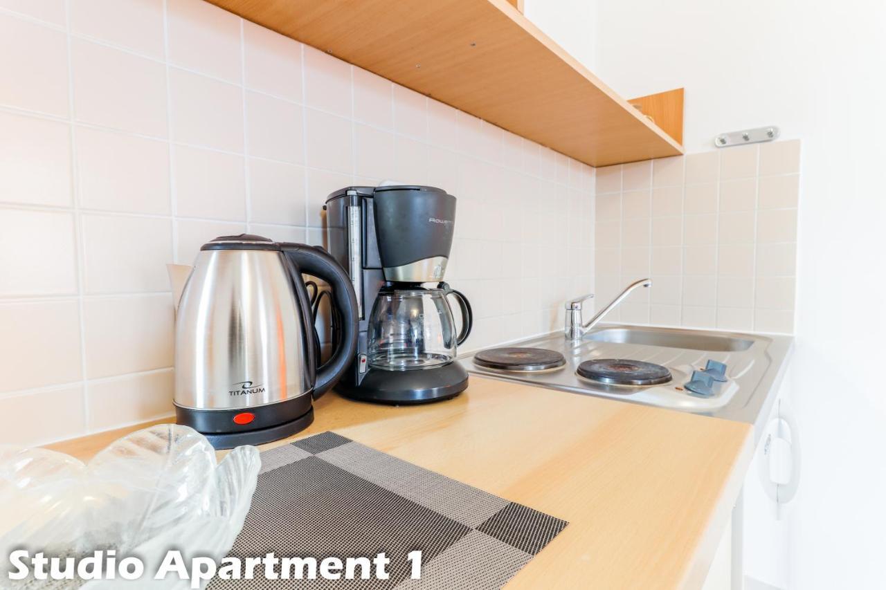 Art Apartments Vrsar Luaran gambar